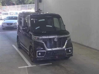Suzuki Spacia Custom