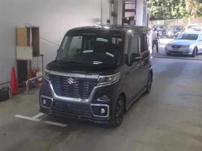 Suzuki Spacia Custom
