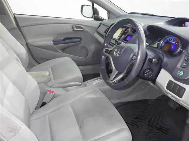 Honda Insight  с аукциона в Японии