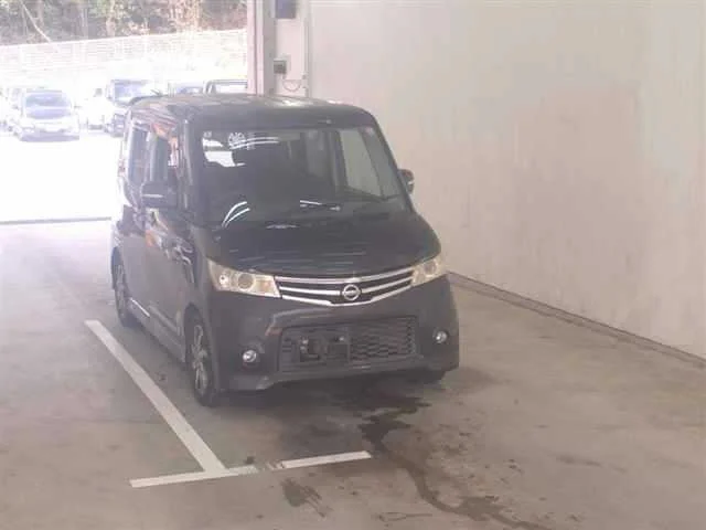 Nissan Roox  с аукциона в Японии