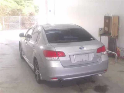 Subaru LEGACY B4