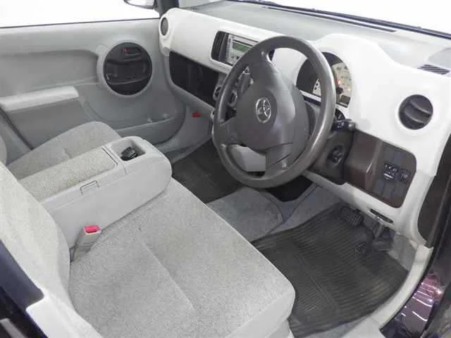 Toyota Passo  с аукциона в Японии