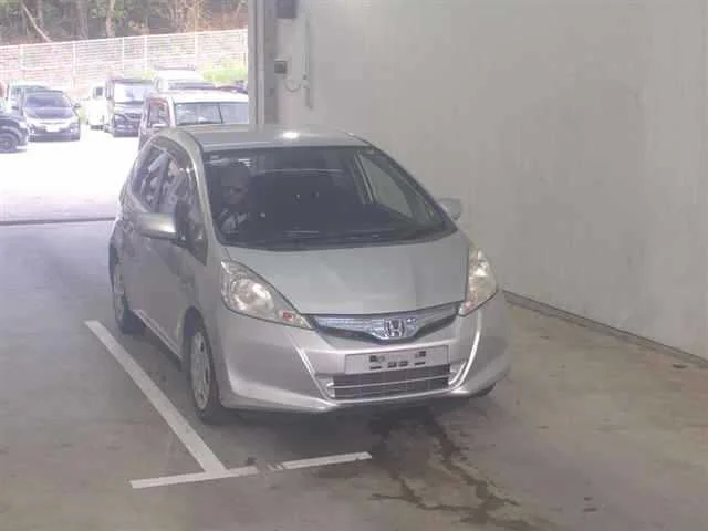 Honda Fit  с аукциона в Японии