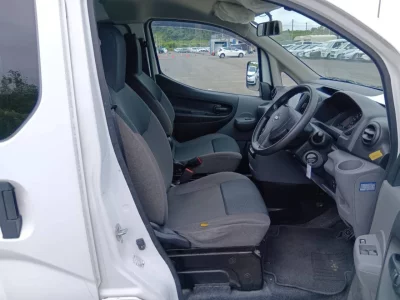 NISSAN NV200 VANETTE VAN