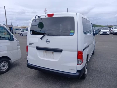 NISSAN NV200 VANETTE VAN
