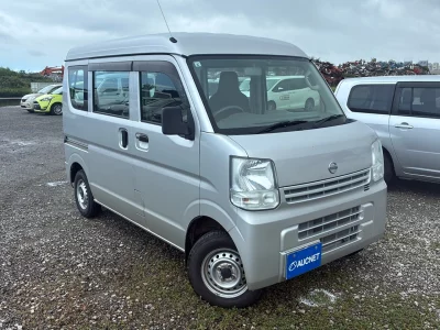 NISSAN NV100 CLIPPER