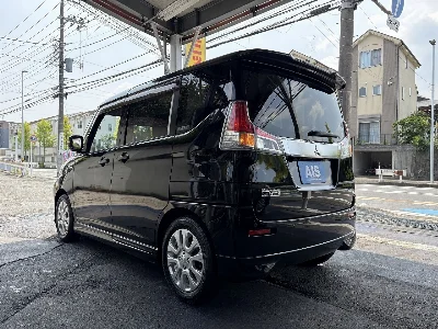 MITSUBISHI DELICA D:2