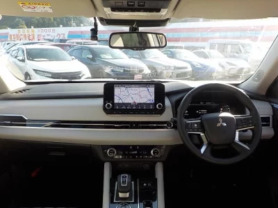 MITSUBISHI OUTLANDER PHEV