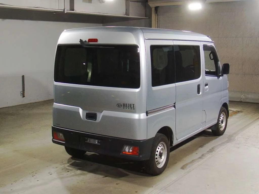 Daihatsu Hijet Cargo  с аукциона в Японии