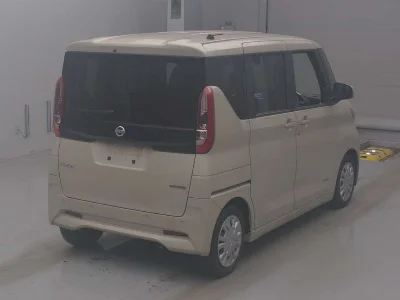 NISSAN CLIPPER VAN