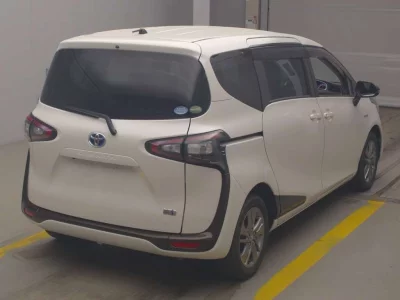 NISSAN TERRANO