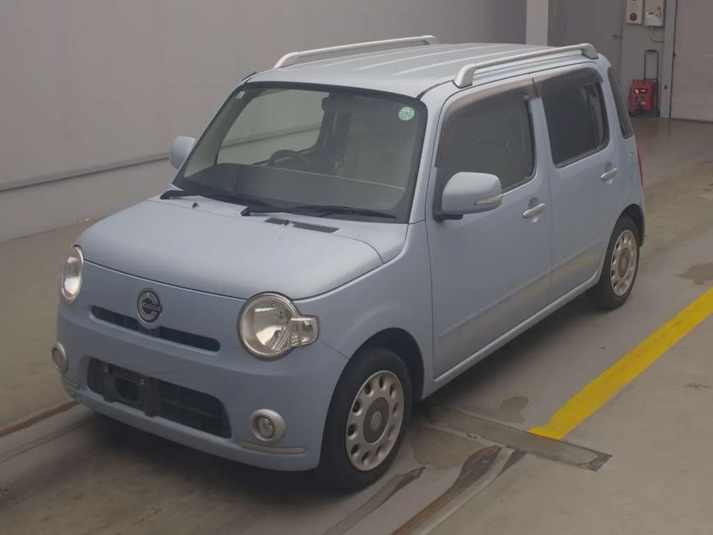 Daihatsu Mira e:S  с аукциона в Японии
