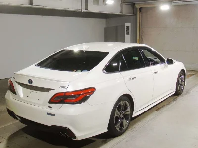 TOYOTA CROWN HYBRID