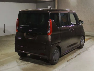 NISSAN ROOX