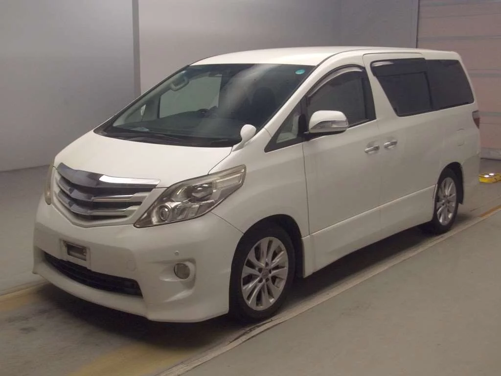 Toyota Alphard  с аукциона в Японии
