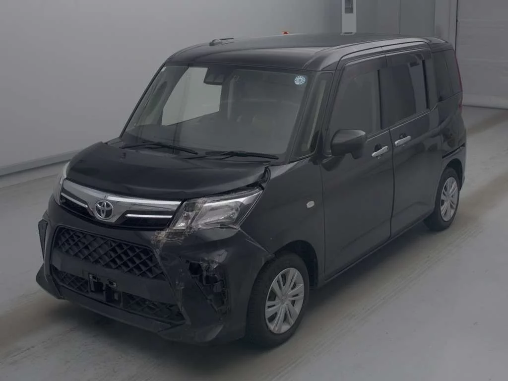 Toyota Roomy  с аукциона в Японии