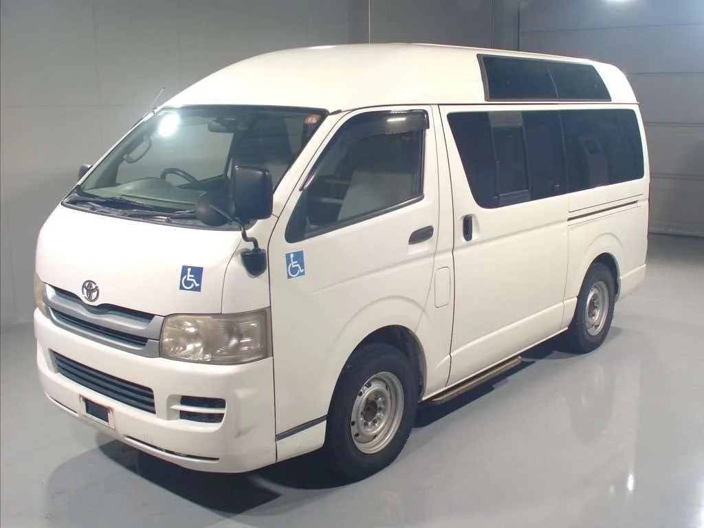Toyota HiAce Van  с аукциона в Японии