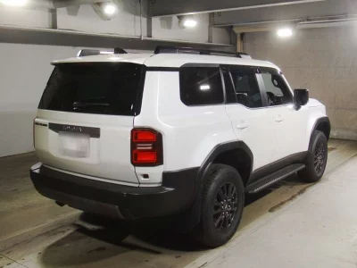 TOYOTA LAND CRUISER 250