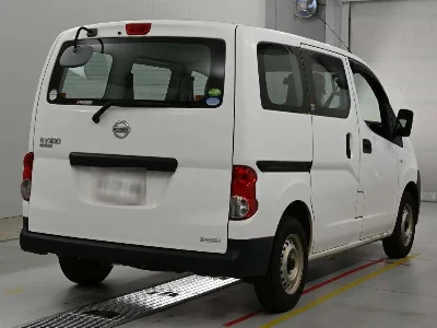 NISSAN NV200 VANETTE VAN