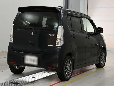SUZUKI WAGON R STINGRAY