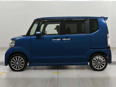 HONDA N BOX CUSTOM