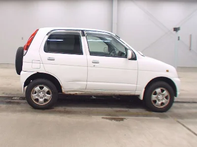 DAIHATSU TERIOS KID