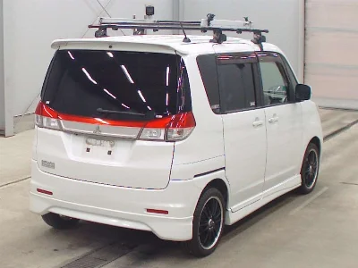 MITSUBISHI DELICA D:2