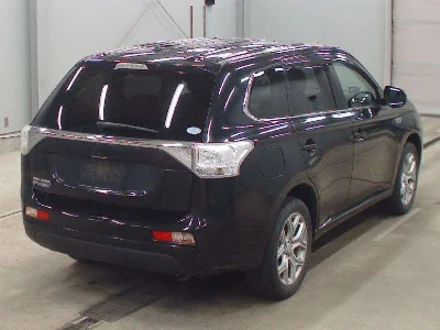 MITSUBISHI OUTLANDER PHEV