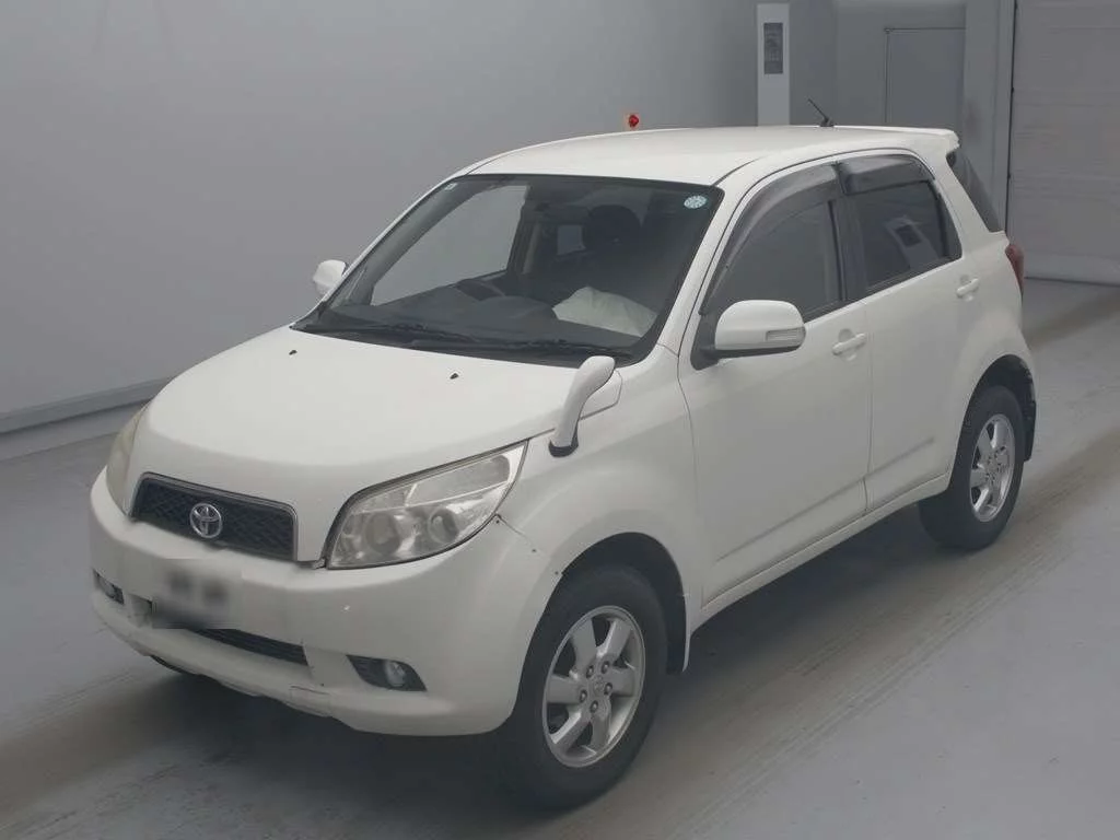 Toyota Rush  с аукциона в Японии