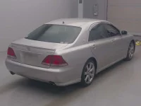 Цена авто Toyota Crown с аукционов Японии, номер кузова GRS182, пробег 83 000, оценка 6