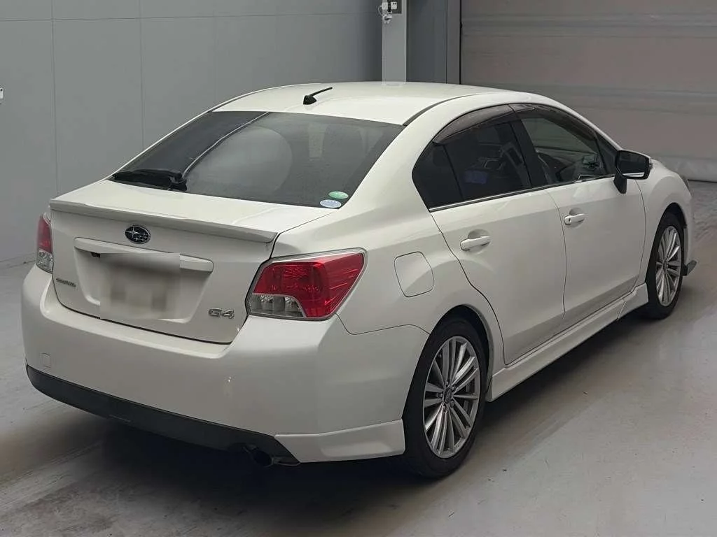 Subaru Impreza  с аукциона в Японии