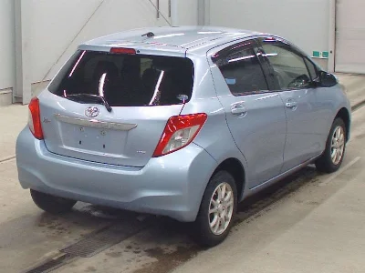 TOYOTA VITZ