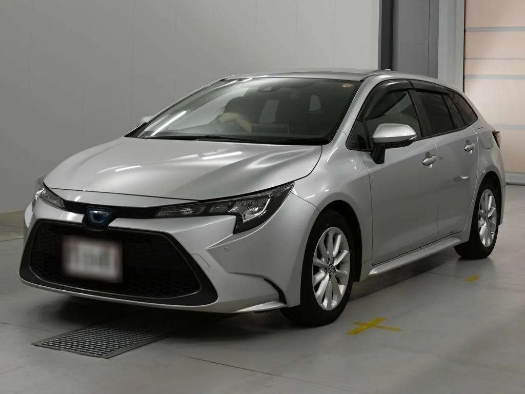 Toyota Corolla Touring Sports  с аукциона в Японии