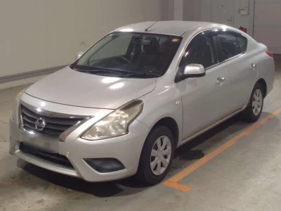 NISSAN TIIDA LATIO