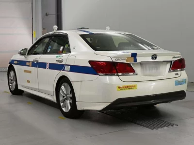 TOYOTA CROWN HYBRID