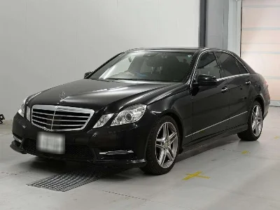 MERCEDES BENZ E CLASS