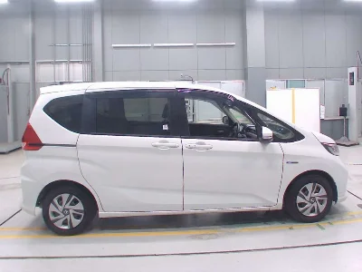 HONDA FREED + HYBRID