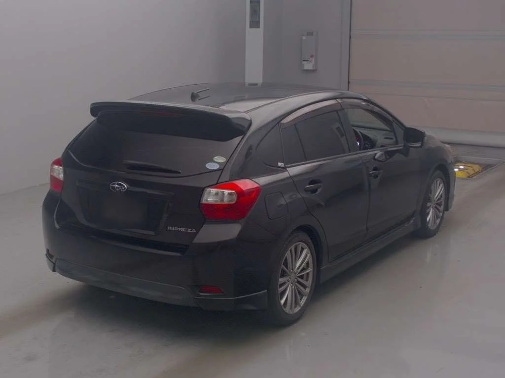 Subaru Impreza  с аукциона в Японии