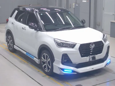 DAIHATSU ROCKY