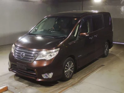 NISSAN SERENA