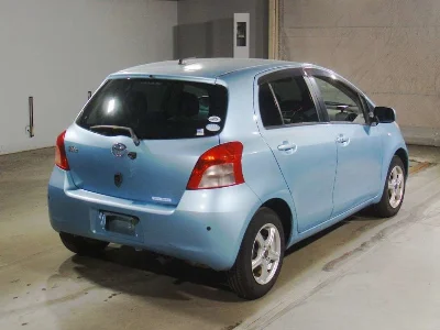 TOYOTA VITZ