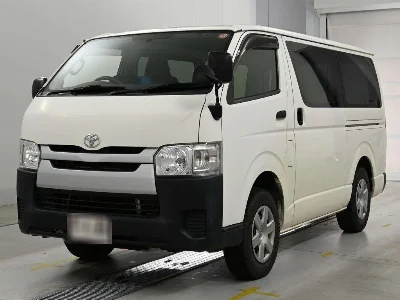 TOYOTA REGIUS VAN