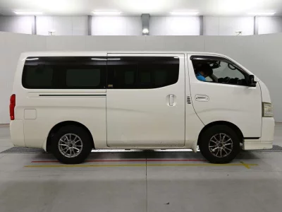 NISSAN NV350 CARAVAN
