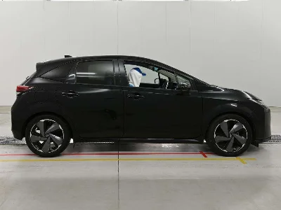 NISSAN AURA