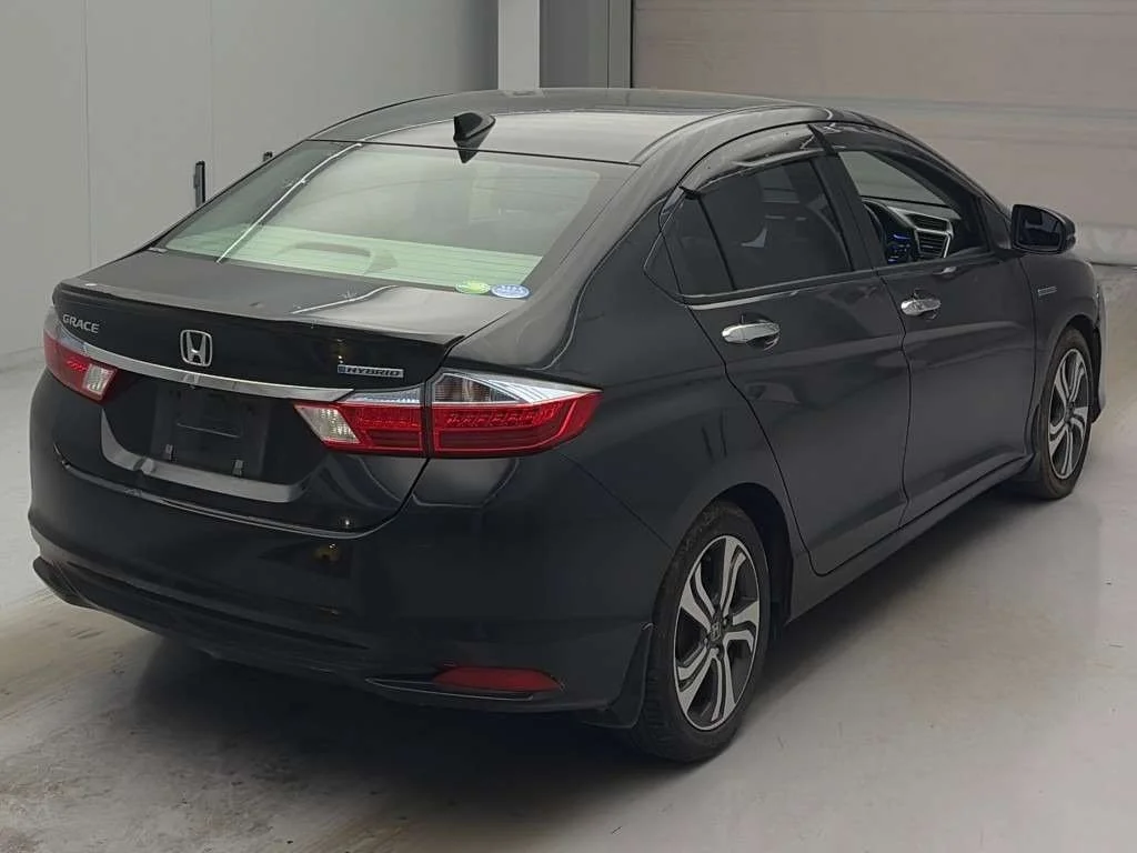 Honda Grace  с аукциона в Японии
