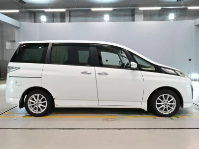 Mazda BIANTE