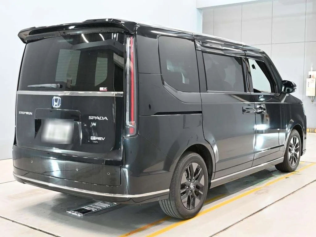 Honda Stepwgn  с аукциона в Японии