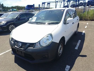 Nissan AD