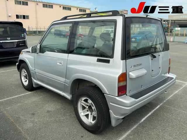 Suzuki Escudo  с аукциона в Японии