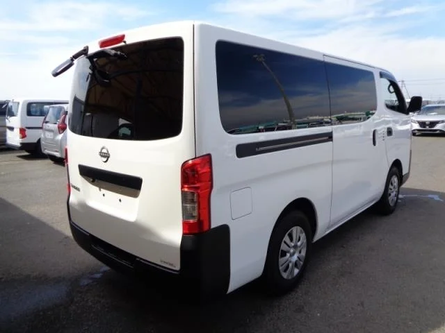 Nissan Caravan  с аукциона в Японии